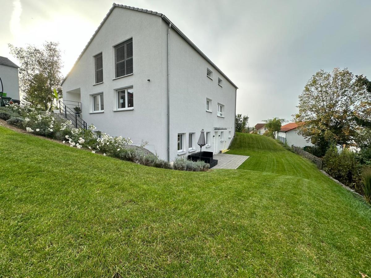 Modernes Apartment Mit Eigener Terrasse & Garten Aalen Zewnętrze zdjęcie
